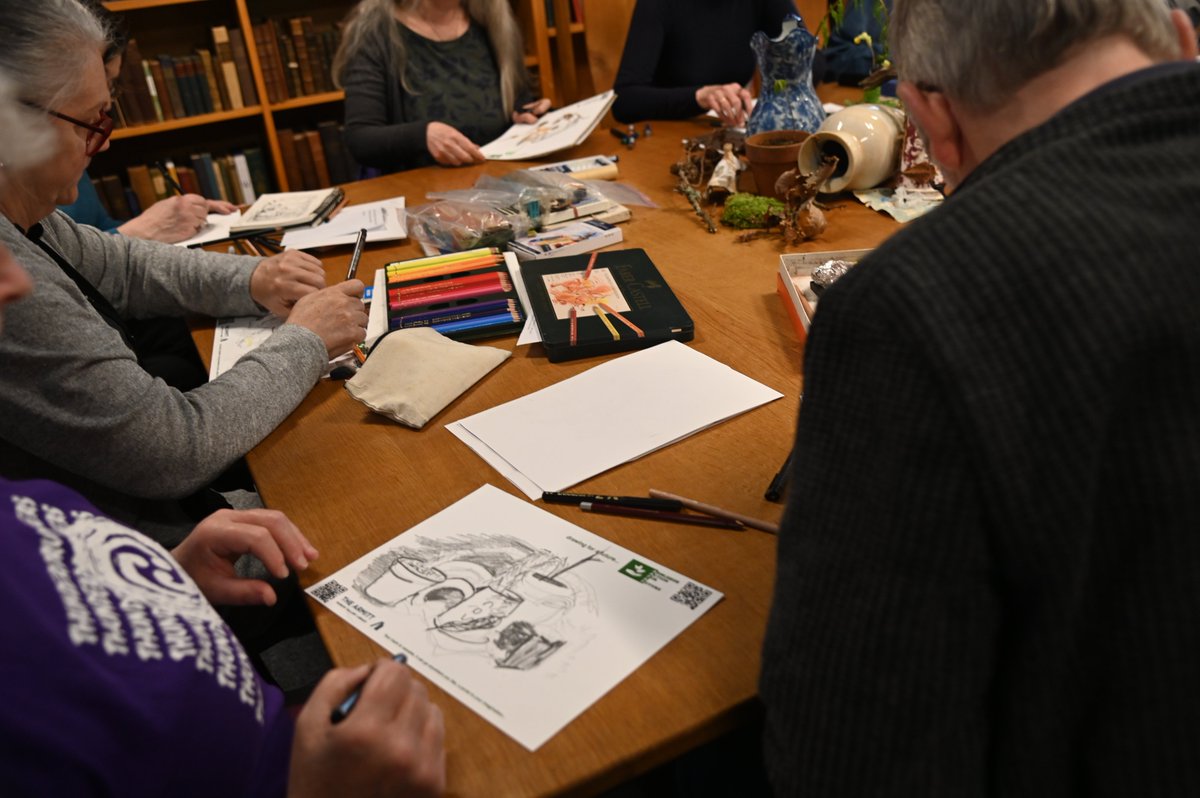 ArmittMuseum's tweet photo. Thank you to @nickartofgear & everyone who came to his #drawingworkshop here yesterday! Everyone produced artwork to be proud of 🎨
Thank you to @ace_national for supporting Nic's work, including his artworks in our #BeatrixPotter: Under the microscope exhibition 🌱 https://t.co/6G7HWbEdHM
