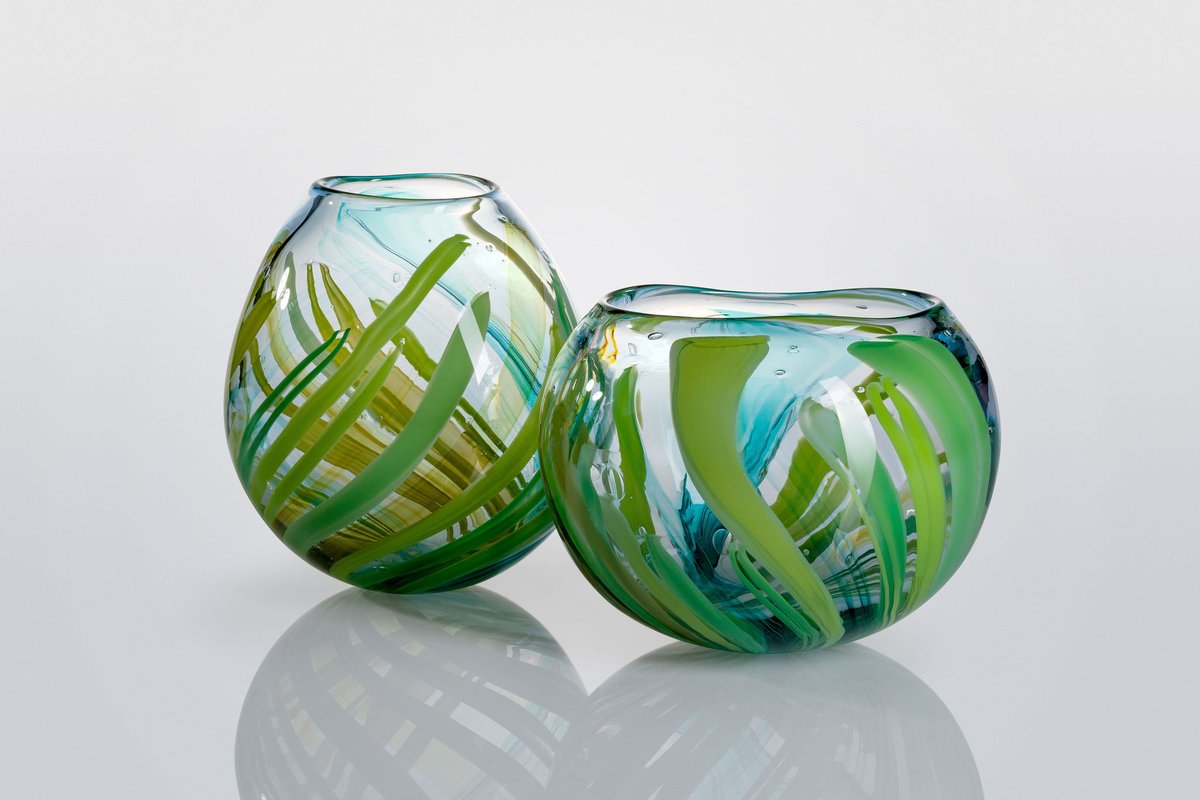 @WorldOceansDay @rbcgallery 8 June, with glassmakers @roberta_j_mason & Neil Wilkin, @ProjectSeagrass and Alan Lovell, Chair of @EnvAgency . Do come! Click the link for more info and tickets.

mailchi.mp/rachelbebbcont…

Photos: Stephen Heaton