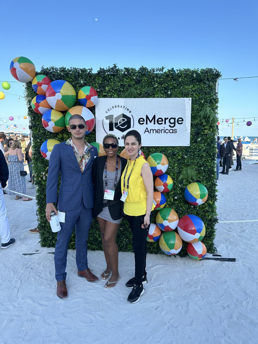 palmerta_'s tweet photo. Reflecting on an amazing time at #eMergeAmericas! Delighted to meet Melissa Medina &amp; Madeline Pumariega. Great reconnecting with BrainStation peers &amp; networking with top pros. Cheers to Andrew Satz for winning the pitch competition!”  #NortheasternUniversity #eMerge https://t.co/4wufaxXG5y