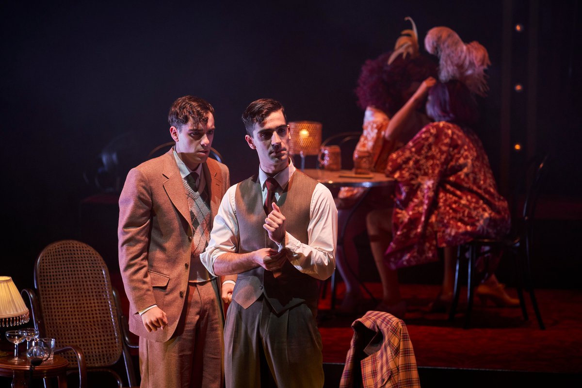 "Per què m’esquives? Per què t’amagues de mi?"

👉Avui comencem la segona setmana d'#ElsCriminalsTNC!

tnc.cat/ca/els-crimina…