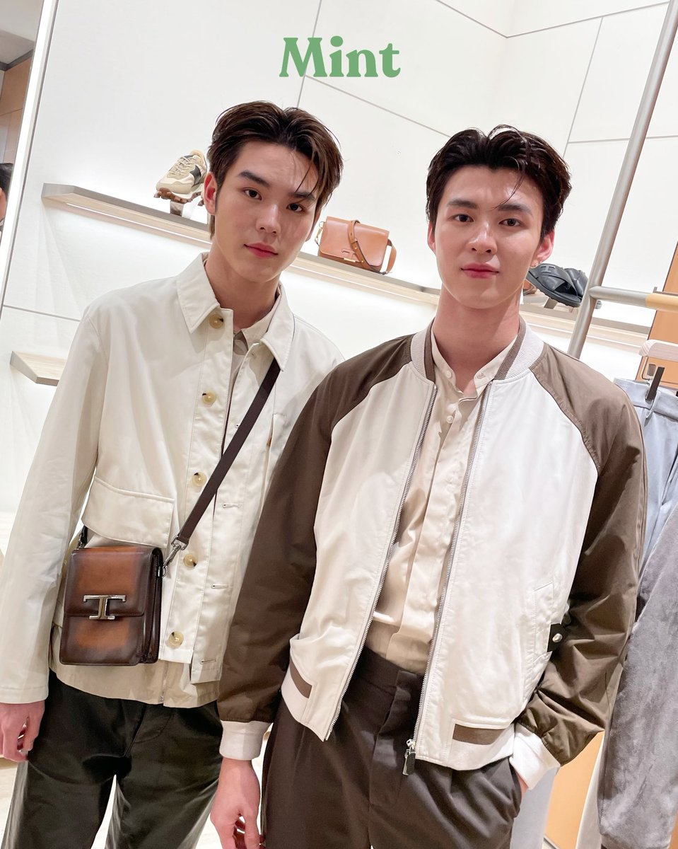 mintmag_th's tweet photo. หล่อคู่! ลุคหล่อของ #มีนปิง ที่งานเปิดตัว TOD'S Flagship Boutique Opening ณ ห้างสรรพสินค้า The Emporium มาหล่อแพ็คคู่ขนาดนี้ ชาว #Area86 ให้กี่ดาวกันเอ่ย?💚 #MintReports

#TodsxMeenPing
#Tods #TodsThailand 
#Meennicha8 #PingKrittanun
#MintMagTH https://t.co/52GS3dJPH7