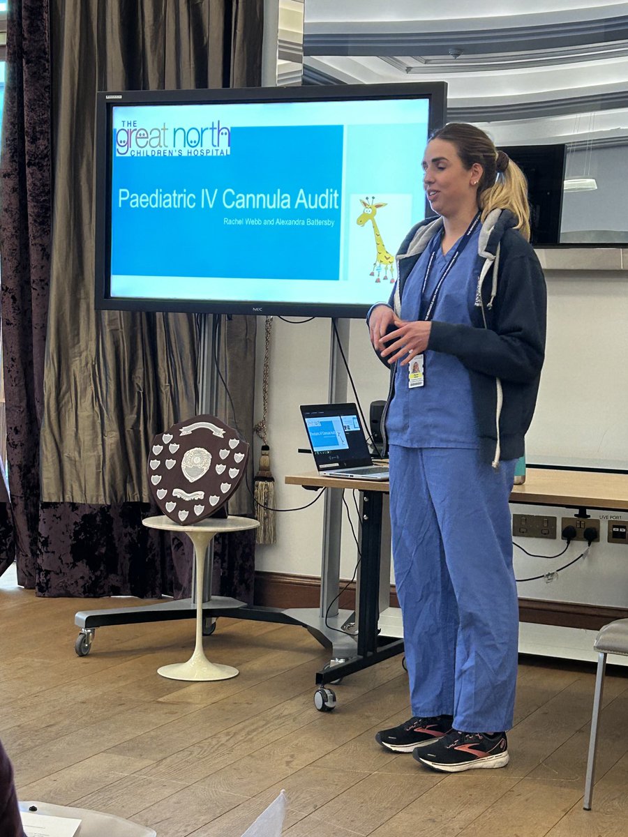 Great audits are simple and a re-audit. Cannula insertion, documentation & care #whatgoodcarelookslike fab work from Dr Rachel Webb! #yogiprize ⁦@GreatNorthCH⁩ ⁦@alexbattersby10⁩ #topsupervisor ⁦@MADEinHEENE⁩
