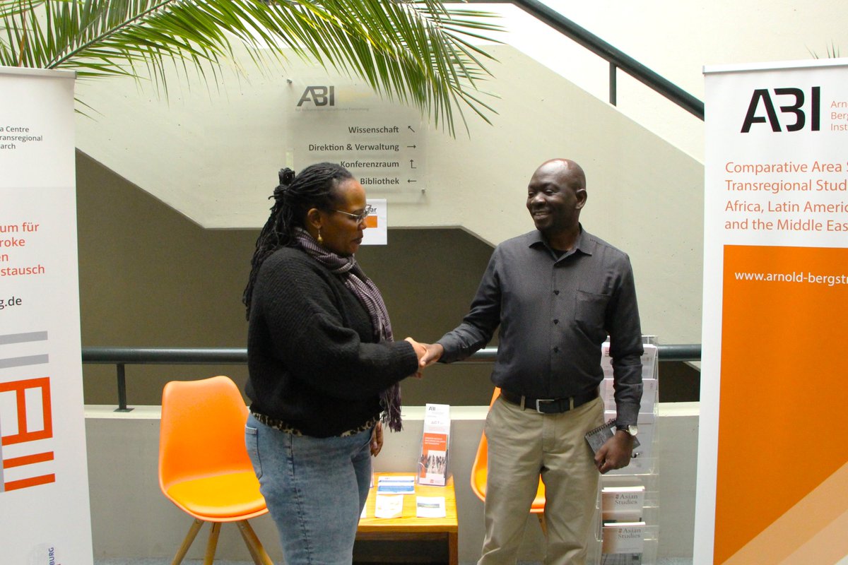 🤝Today the ABI welcomed a delegation from HS Kehl to the ABI! Pondani Daka (Zambia) exchanged views with @gloriakenyatta (ABI) on #LocalGovernance issues.