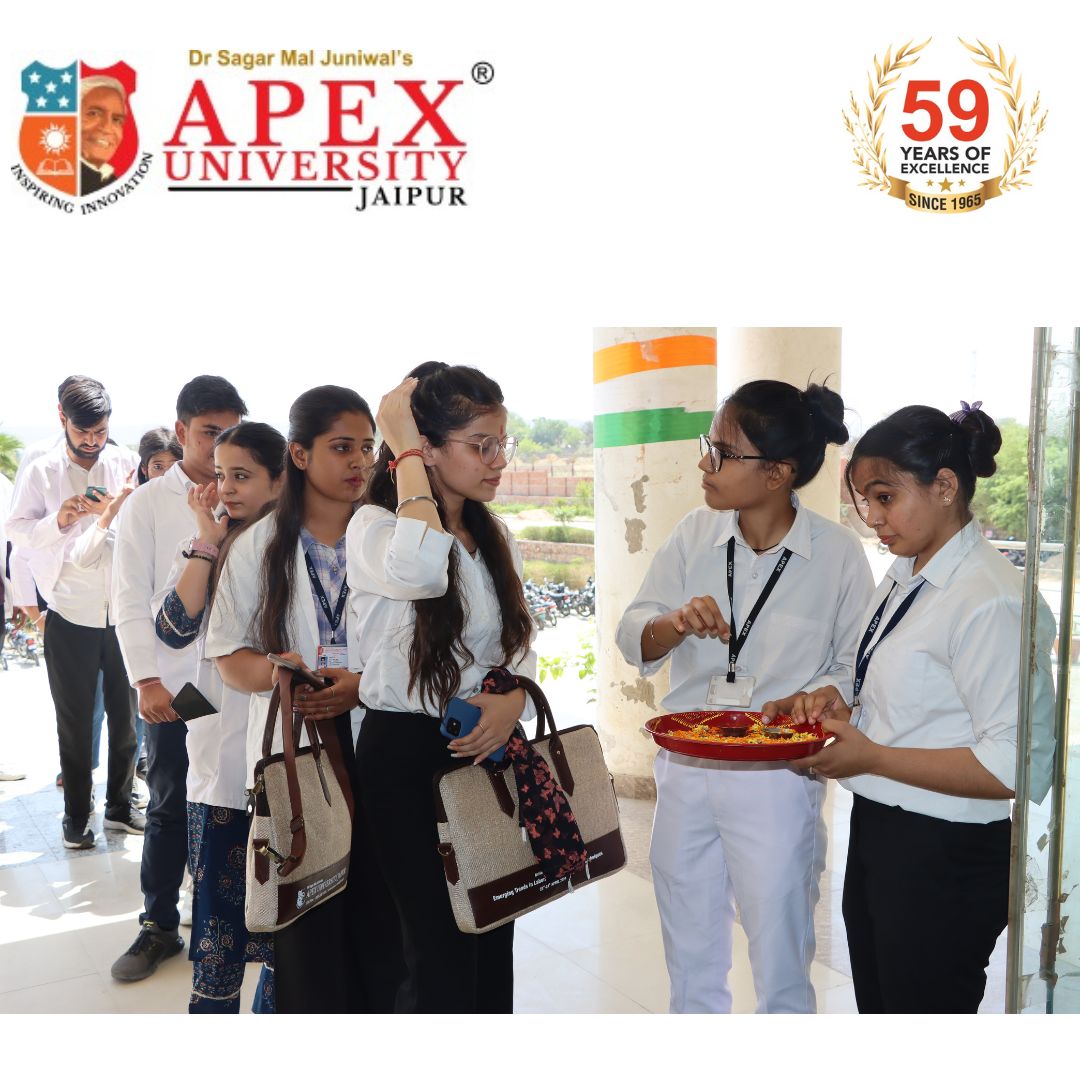 APEX_COLLEGES tweet picture