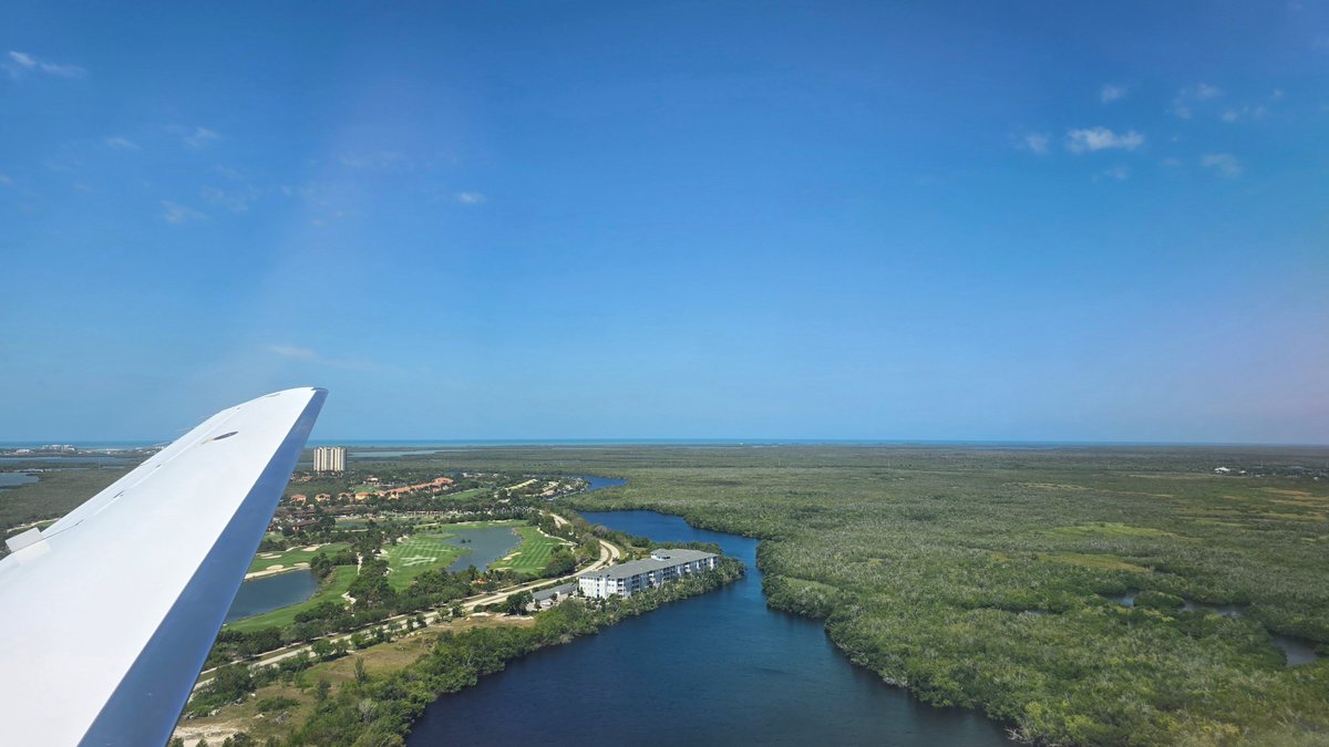 GlobalMedGMS's tweet photo. Beautiful views on the climb out of Marco Island Airport yesterday #travel #viewfromthewing https://t.co/2OrvdxKbSc