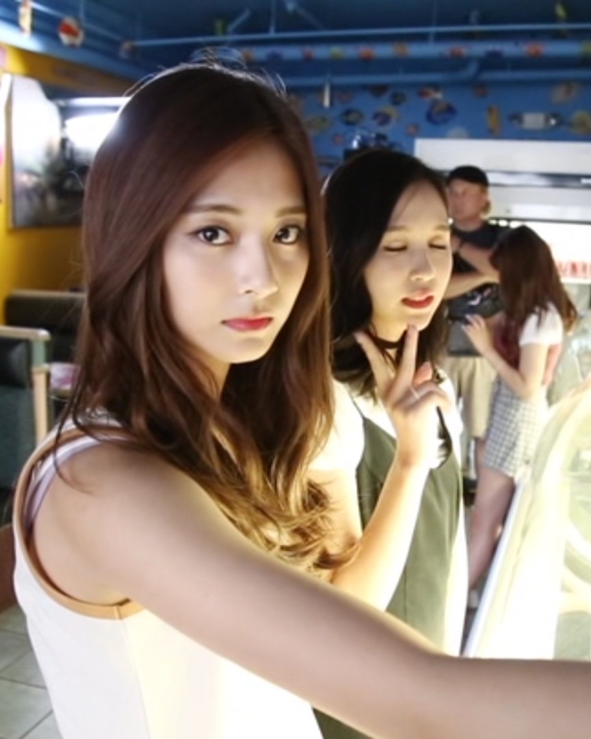 WeLoveTZUYU0614's tweet image. #TWICETAGRAM 💙
#TZUYU #子瑜 #쯔위 #ツウィ #จื่อวี #TWICE