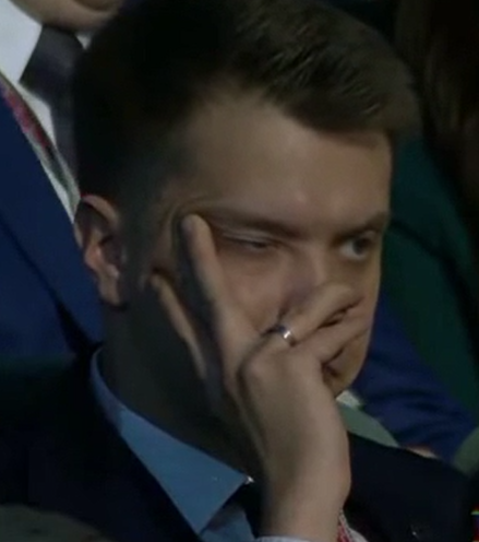 vonaduh's tweet photo. "буду внимательно слушать тезисы Лукашенко" https://t.co/lEuDWh47WE