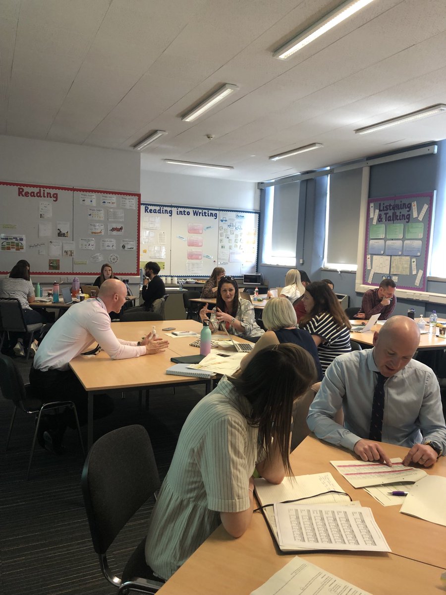 Lots of professional dialogue around Making Sense of Data at DHT Connect session. Thanks to ⁦@callummacfarla7⁩ for facilitating 👍⁦@GIC_Glasgow⁩ ⁦@Doug_GCC⁩ @Edis