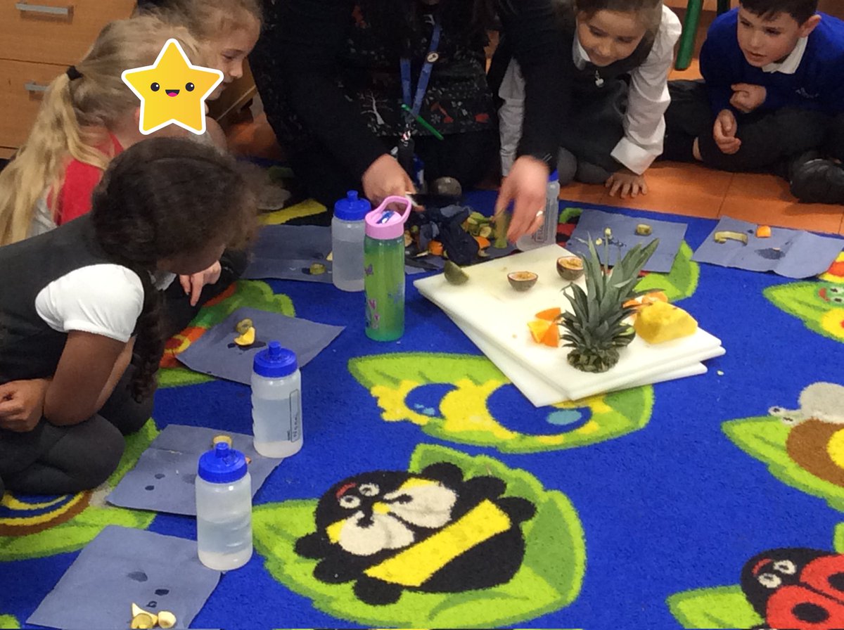 Tiger Class had great fun exploring all the fruits that are in their English text Handa's Surprise. They used their senses to touch, smell and then finally taste them. Mangoes and pineapple were the most popular! #BestofBeecroft