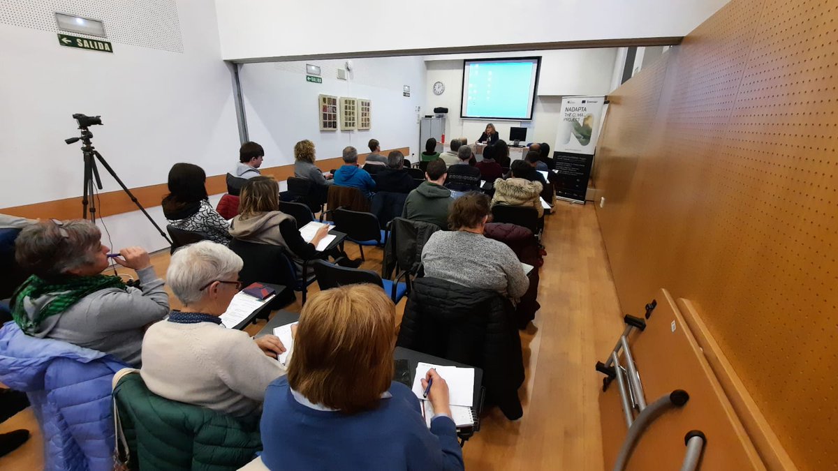 📍#EELLAgentesClaveCC

 🤔Turno de preguntas ⁉️
 📸Responde el personal técnico📝

#LIFE_IP_NAdapta_CC #HCCN #KLINA #ISPLN #DRyMA #NASUVINSA #Lursarea #Adaptación #CambioClimático #Salud #PACES #LIFEAmplifiers #LifeProgramme #LifeProjects #NavarraInEurope #Navarra