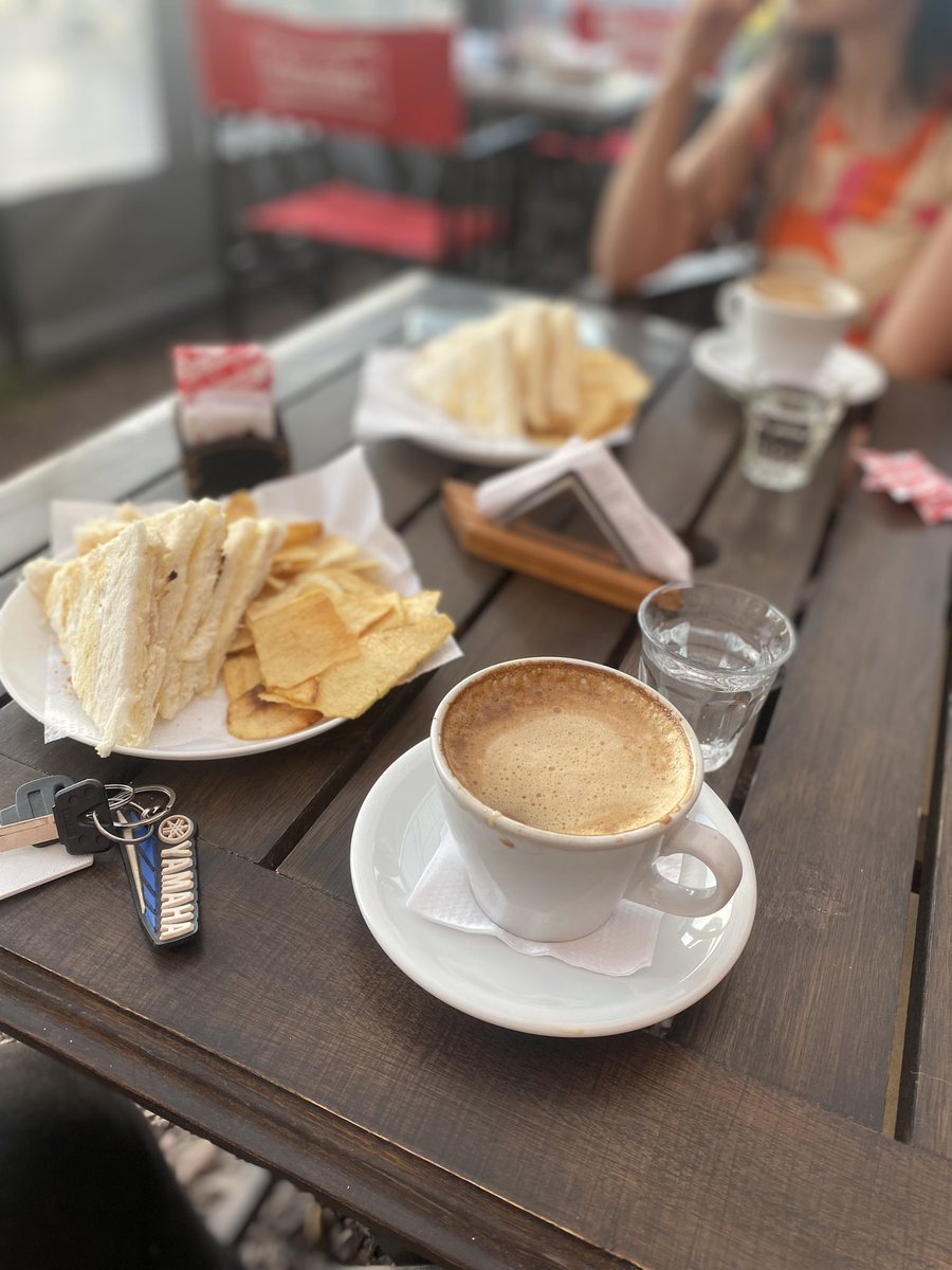 el mejor momento del día🌅☕️
