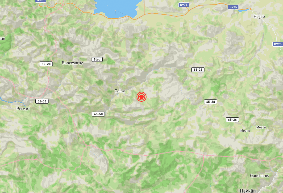 #deprem #DEPREMOLDU #SONDAKIKA #Van
        
Yer: Alacayar-Catak (Van)
Büyüklük: 2.4
Derinlik: 16 km
Tarih: 2024.04.24 14:33:26
Konum: google.com/maps?q=37.9833…