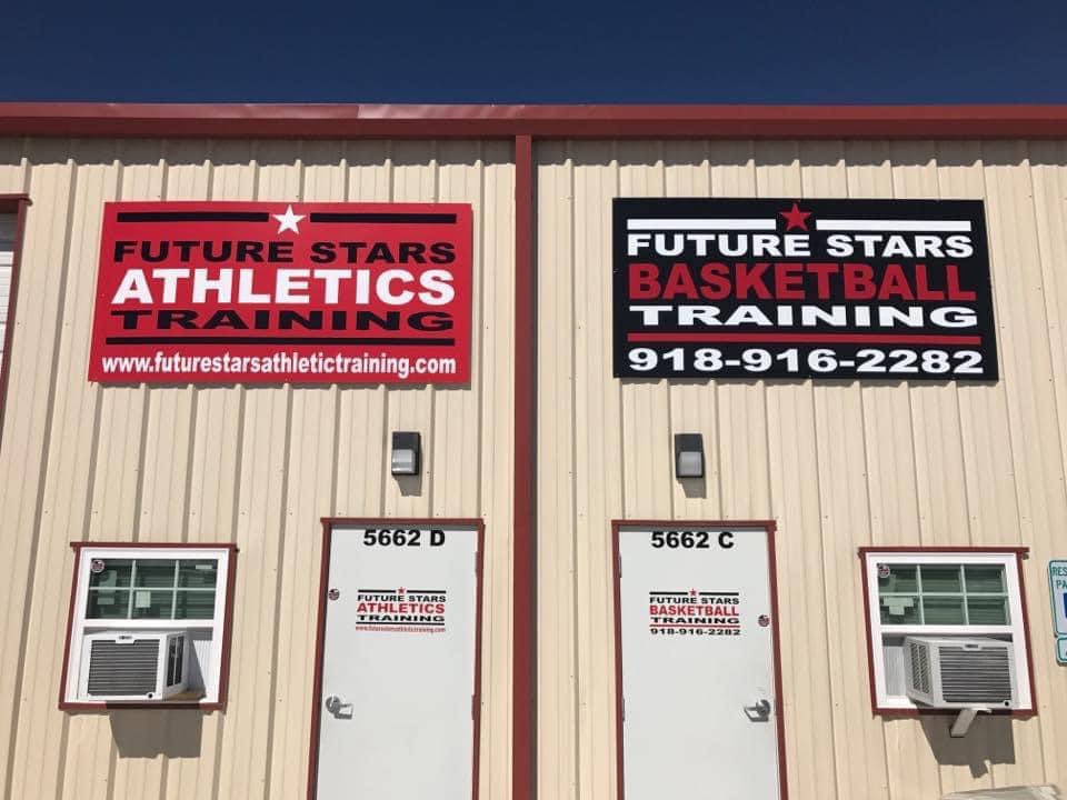 FutureStars_Ok's tweet photo. 🏀Full-Time🏀
🏀High Level Training🏀
1️⃣ of Oklahoma’s
Premier Training Facilities
✔️Certified Results
✔️Certified Instruction
✔️College Connections
✔️ Elite Camp Info/Dates
✔️ College Prep Info
#IngredientsForA⭐️ #Athlete⭐️ https://t.co/ihEucSPhTn