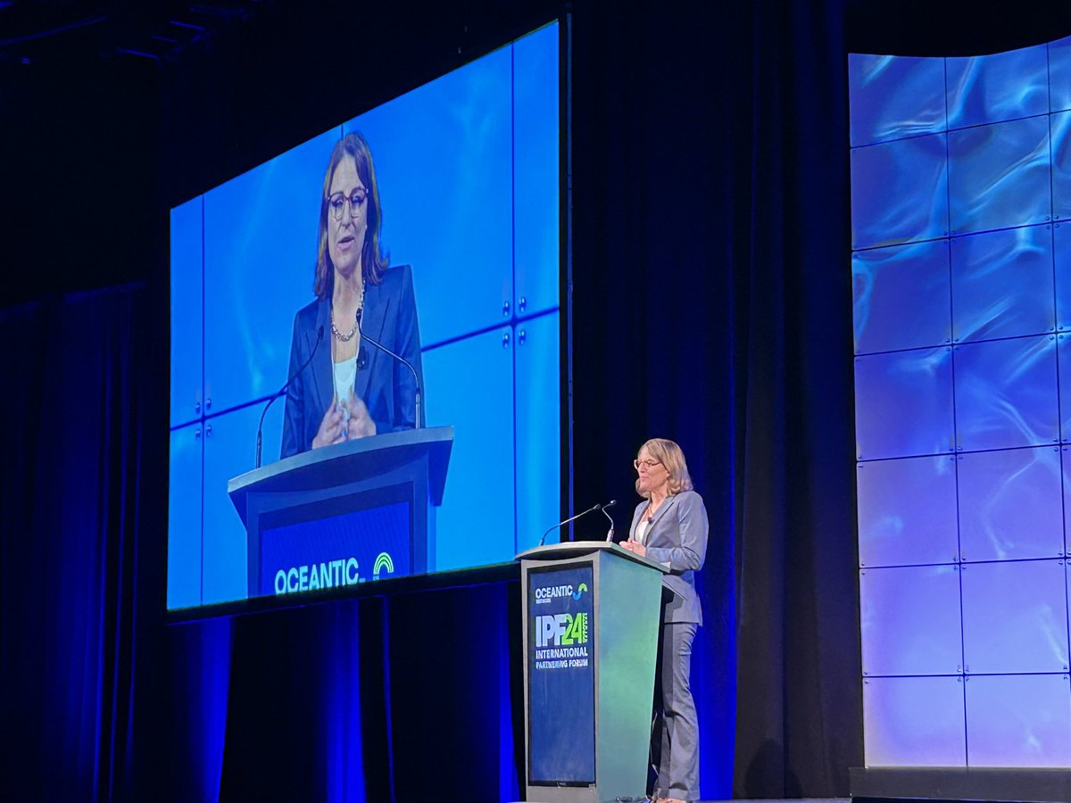 Doreen_M_Harris's tweet photo. Fantastic start to the day providing remarks at the Plenary Session of the @oceanticnetwork #IPF2024. I shared insights into the importance of NY’s strategic investment in offshore wind & supply chain and next steps. There may be bumps in the road, but nothing we can’t navigate. https://t.co/12MAOwCO3n