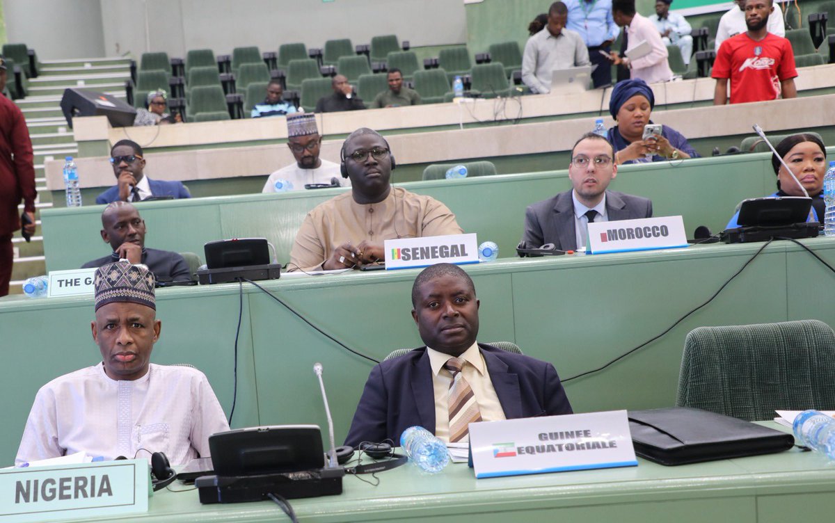 Pleased to have facilitated the inaugural joint #AUPSC & #ECOWAS MSC consultation since the PSC was established 20 years ago. It aims to strengthen AU-ECOWAS collaboration in addressing security & governance challenges in West Africa, notably terrorism, violent extremism, UCGs &