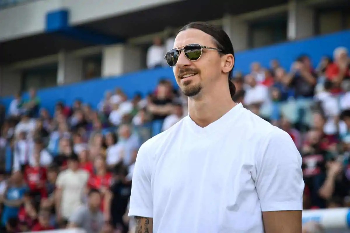 🚨 Zlatan #Ibrahimovic is at Casa Milan.
These are decisive hours for the club.