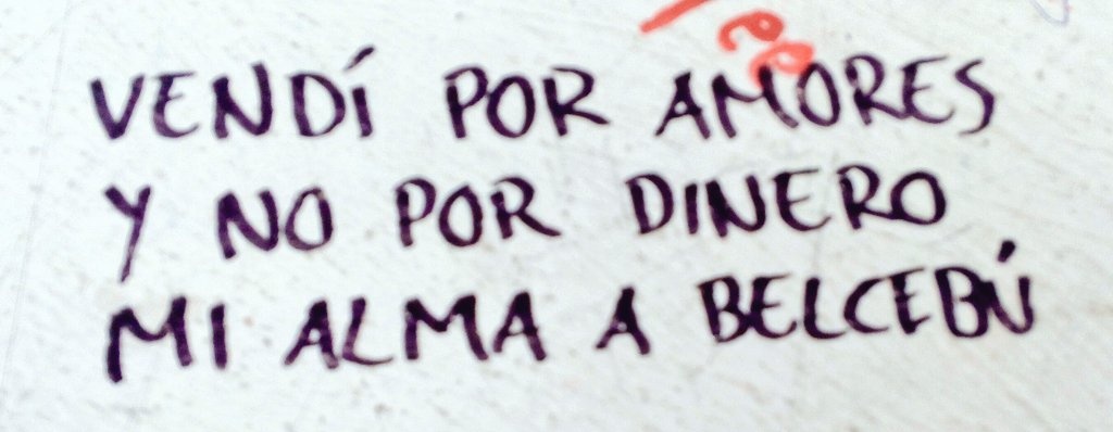 🎶🎶
"(...)
Gasto más que gano, vivo con lo puesto menos un botón...
Nunca le hago ascos a la última copa ni al próximo bar
Vendí por amores y no por dinero mi alma a Belcebú
Y de las dos majas de Goya prefiero la misma que tú
(...)"

🖋 Joaquín Sabina

<a href="/JoaquinSabinaES/">Sabinómanos</a>
