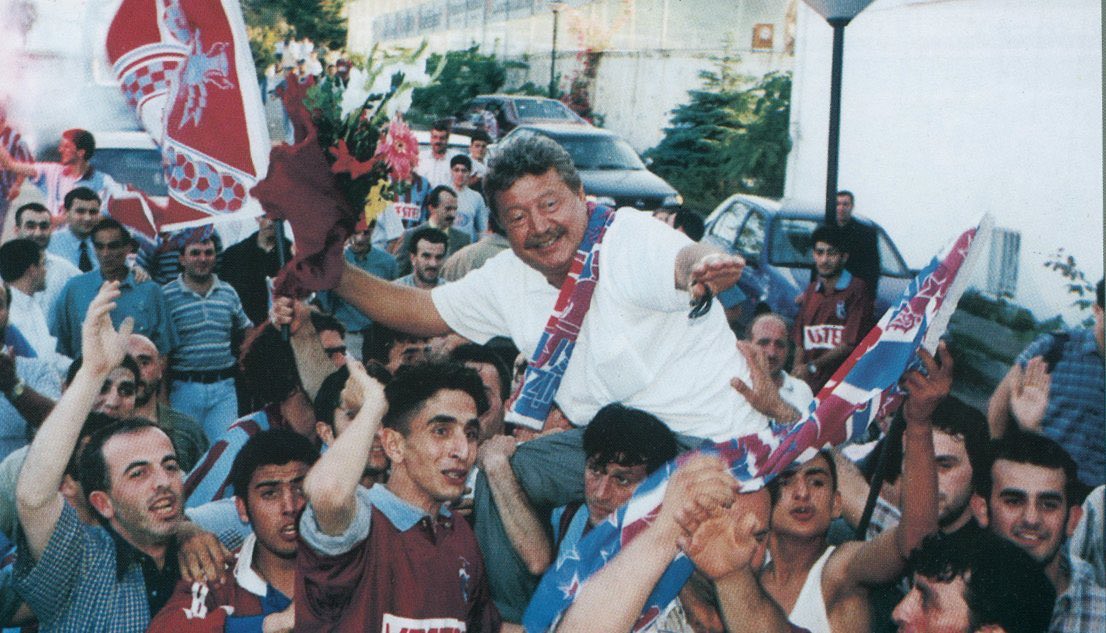 Trabzonspor Kulübü Onursal Başkanı Mehmet Ali Yılmaz vefat etti.