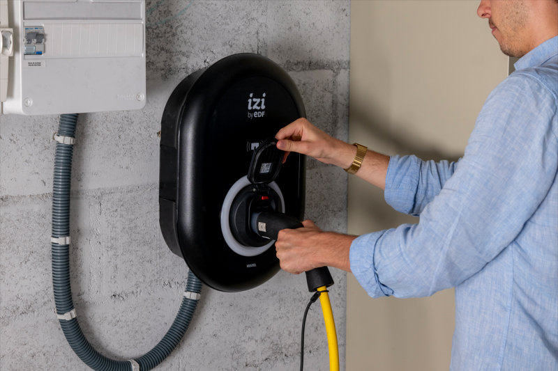 Ford et IZI by EDF s'associent pour promouvoir la mobilité à faible émission en France
En savoir plus 👇👇👇
bit.ly/3UxCEnK
#ElectricVehicles #home #Chargers
