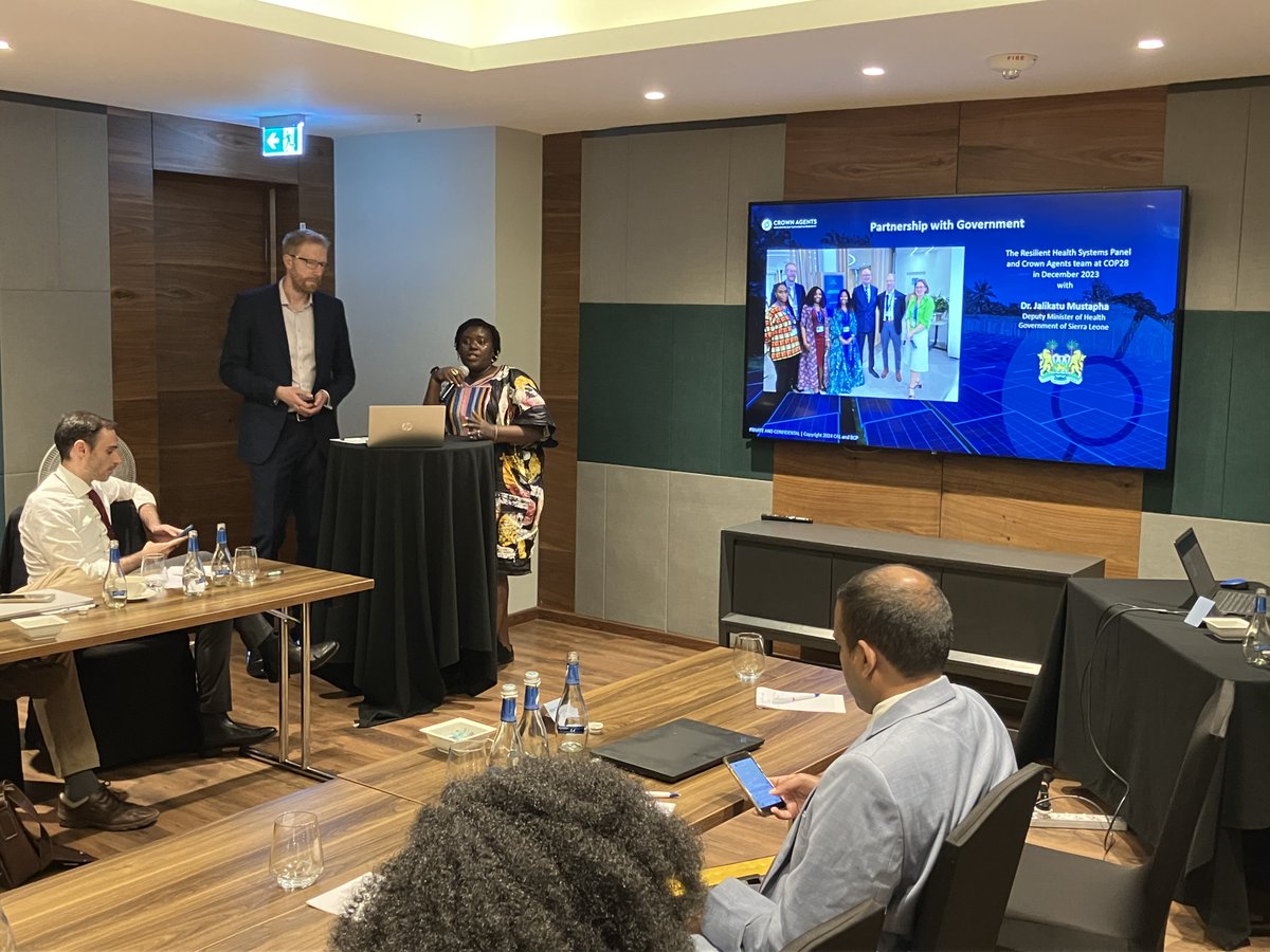 Throwback to #TEAForum24! SEforALL & @WBG_Energy co-hosted a roundtable on Derisking Sustainable Electrification of Health Facilities. Private capital is key to meet the $5bn funding gap in electrifying hospitals in low & middle income countries & derisking strategies are crucial