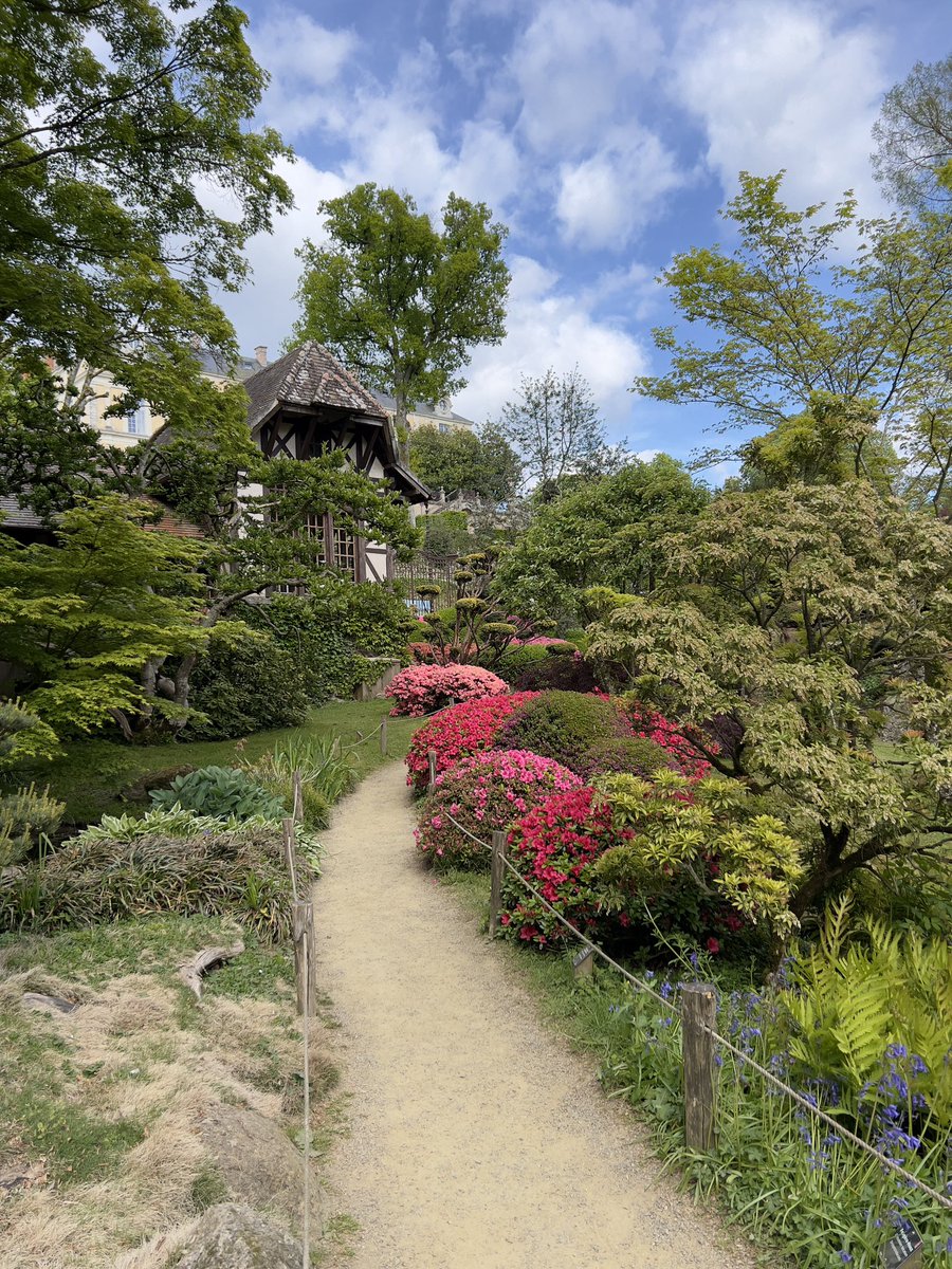 Parc Oriental tweet media