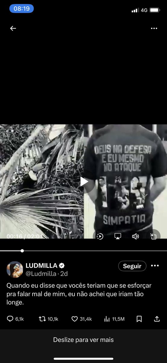 tweetdalelis's tweet photo. @gataodanoite @PabloCapeto Então pq no mesmo vídeo tem uma foto apoiando Deus? Vcs são muito burrinhos msm pra cair naquele texto mais montado de todos https://t.co/7zA1iN0pGZ