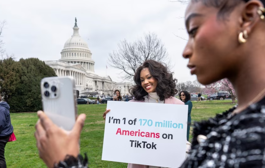 US Senate passes bill to force TikTok divestment or ban #US #Force #TikTok newdelhitimes.com/us-senate-pass…