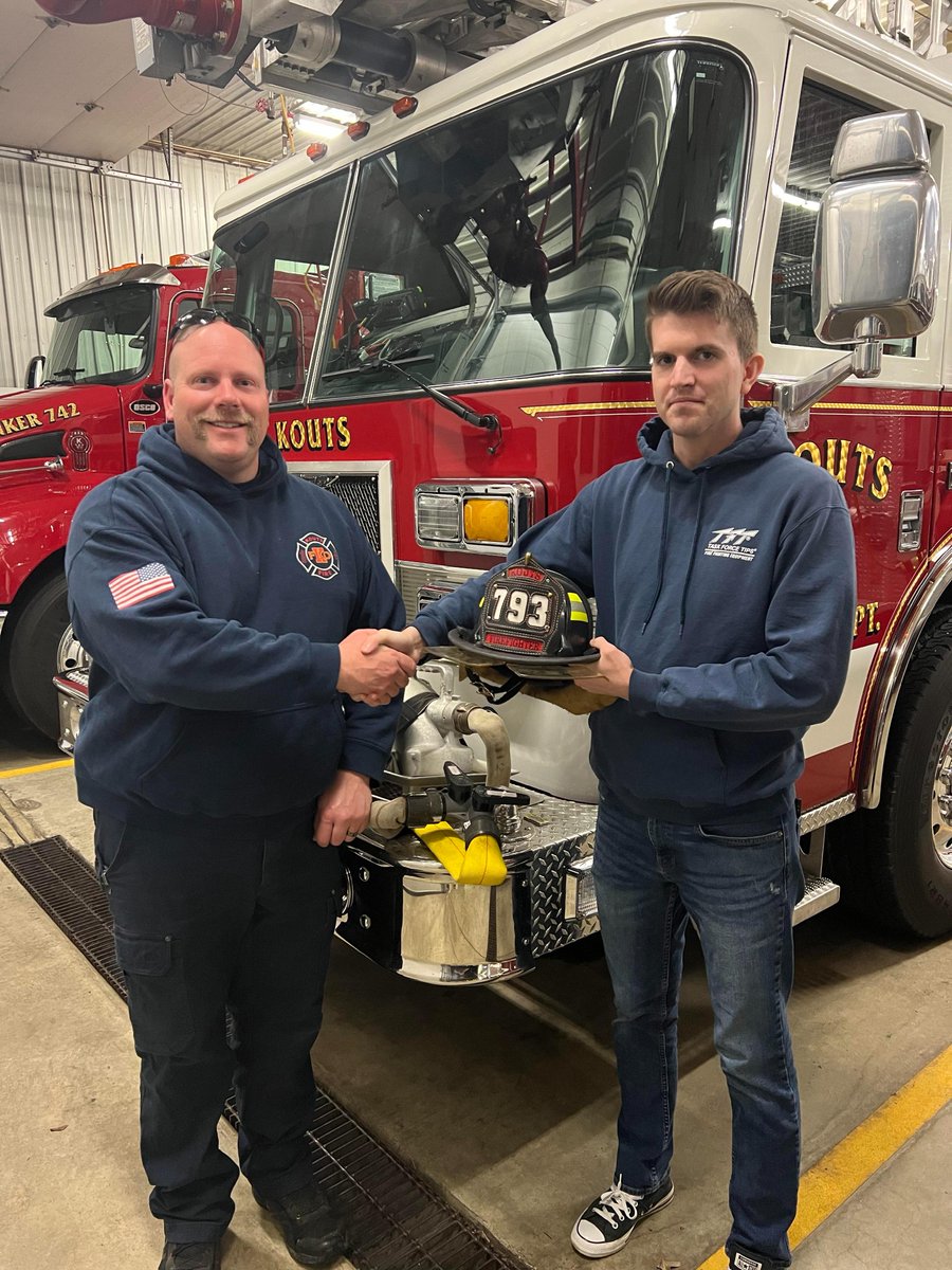 Attention Kouts!
Join us in congratulating Vince Hodge on completing his one year probation. He has officially been voted on as a full member of the Kouts Fire Department! Vince thank you for your continued service to our amazing community and commitment to Kouts Fire. 👍🚒