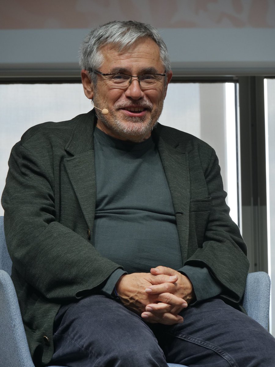 «El compromiso del creador»
La ética de la estética

👥 Conversación de José María de Francisco, director de la Feria Estampa, con Félix Ovejero, escritor ✍🏻 

“Hay que tener un afán de verdad que rija nuestro propio quehacer”