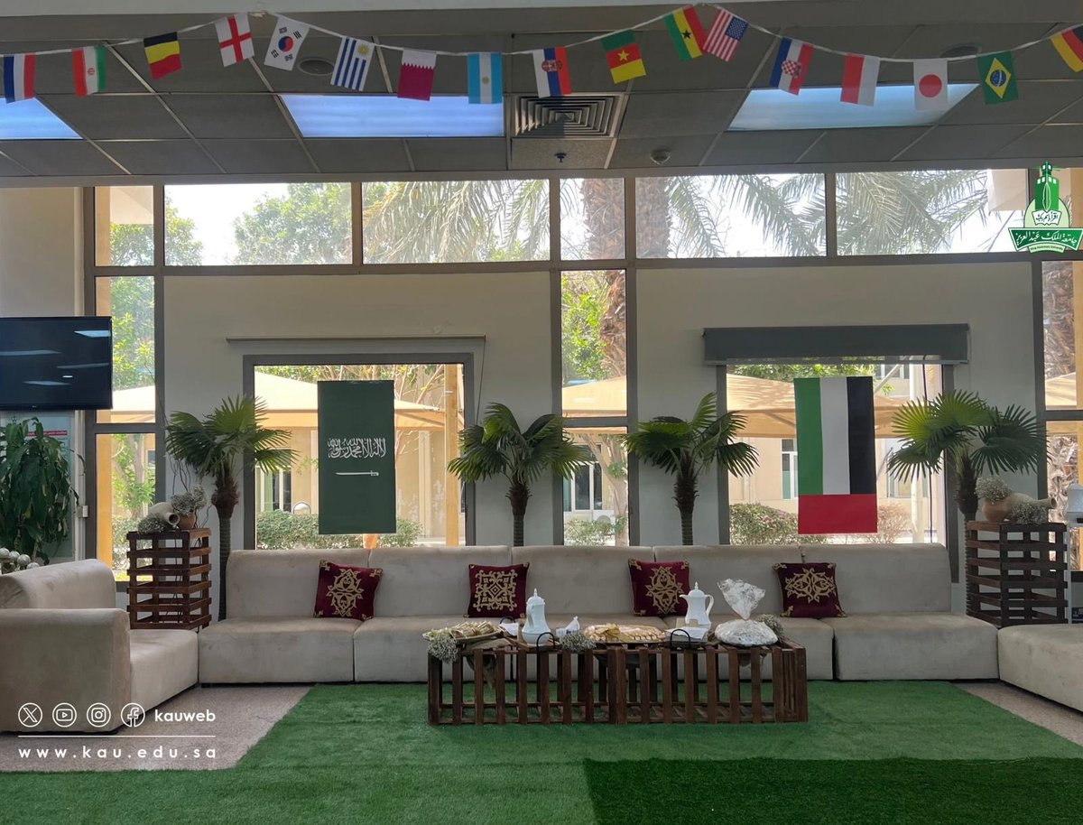 studentsaffair's tweet photo. #يحدث_الآن 
كرنفال سياحة الشعوب ضمن برنامج الثقافات المختلفة
#جامعة_الملك_عبدالعزيز https://t.co/2mxk3C0bpu