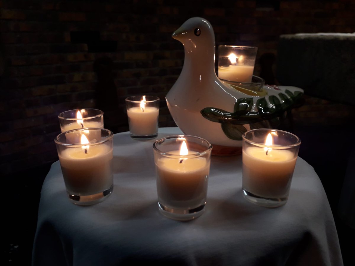 Secours_Catho's tweet photo. 🙏🕊️ Une petite fille, une femme et trois hommes sont morts hier matin en tentant de rejoindre le Royaume-Uni. Depuis début 2024, 19 personnes sont décédées à la frontière. 
Ne tombons pas dans le "fanatisme de l'indifférence". Nous pouvons accueillir et protéger ces personnes ! https://t.co/34TXd4tNVY