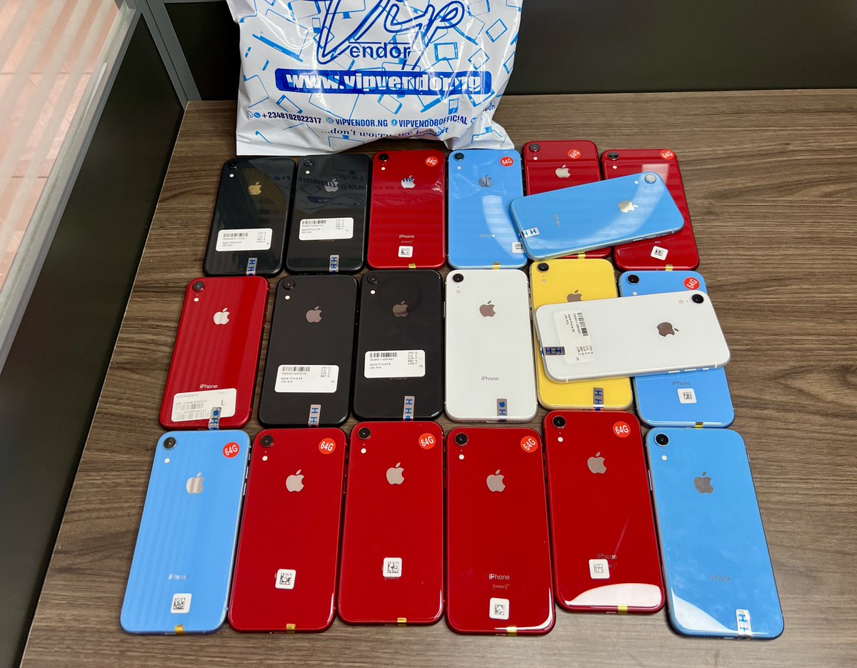 Awoof Deal 🔥 PREMIUM Uk used iPhone XR 64GB sellling for N205,000 each🤯 Face I.D working fine ✅ Original screen ✅ Battery health 🔋 from 92% upward Call or WhatsApp = +2348102022317