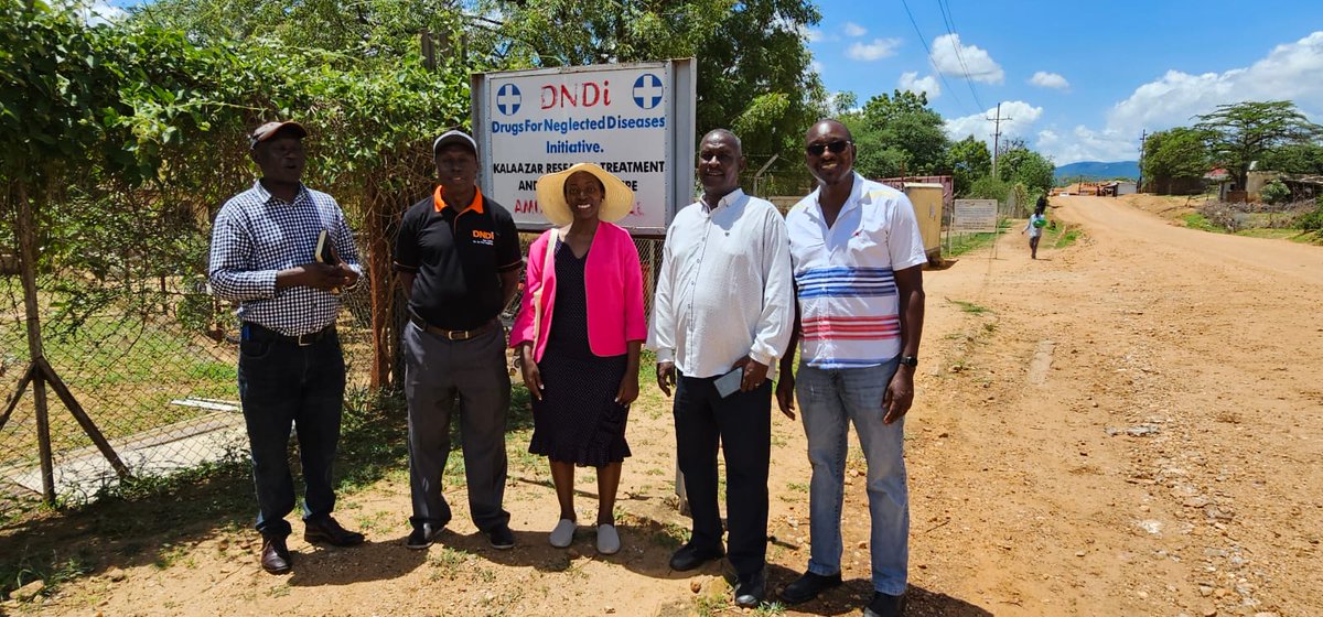 Thanks to @BMZ_Bund we will construct a new kitchen for Amudat Hospital to replace the current dilapidated one. A groundbreaking ceremony was held today at the site with staff from @DNDi, the hospital as well as the Principal Administrative Secretary for Amudat District in 🇺🇬.