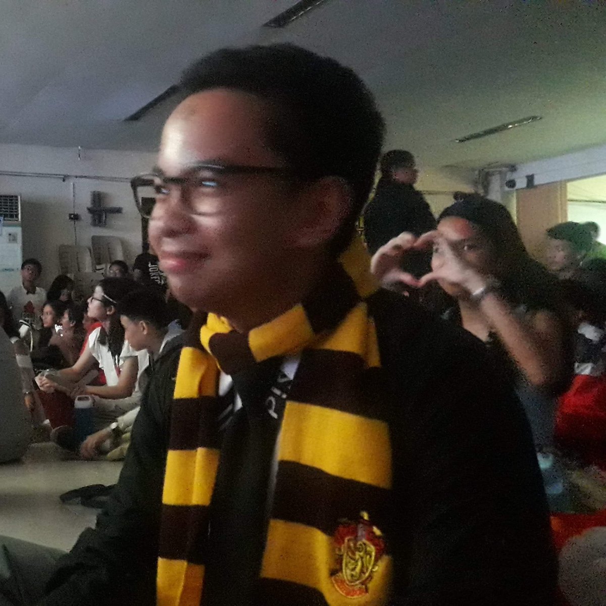 tomimoimoim's tweet image. 2/6 Protostar #2024isGradWaiting

For every month until graduation, I’ll be changing my profile picture to a photo for each year I was in high school.

🤓⚡️

#KwentoNgBenteKwatro
#AngHulingYug2o24