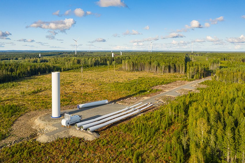 Kunnilla on oleellisen tärkeä rooli puhtaan energian rakentamisen mahdollistajana ja uusiutuvan energian hankkeiden onnistumisen ytimessä on demokraattinen yhteistyö. Lue <a href="/MatiasOllila/">Matias Ollila</a>'n blogi Tuulivoima-lehdestä  👉tuulivoimalehti.fi/kuntien-rooli-… #tuulivoima #aurinkovoima