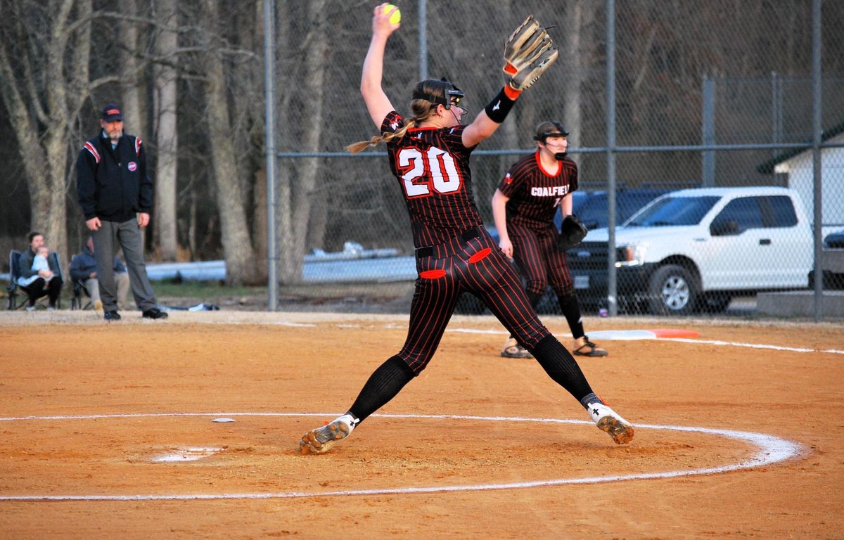 Noon game @ Oakdale today! Let’s go Lady Jackets!! 🧡🖤🥎