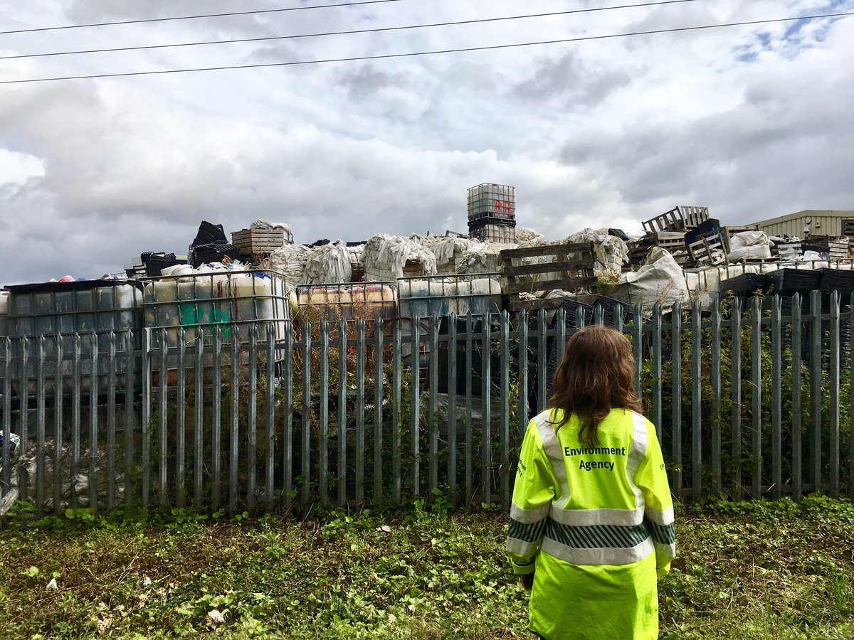 Creating a better place 
Waste crime has been going on for too long – and the Environment Agency is taking action. Read more at environmentagency.blog.gov.uk/2024/02/27/was… 
#environmentagency #waste #crime #wemrural