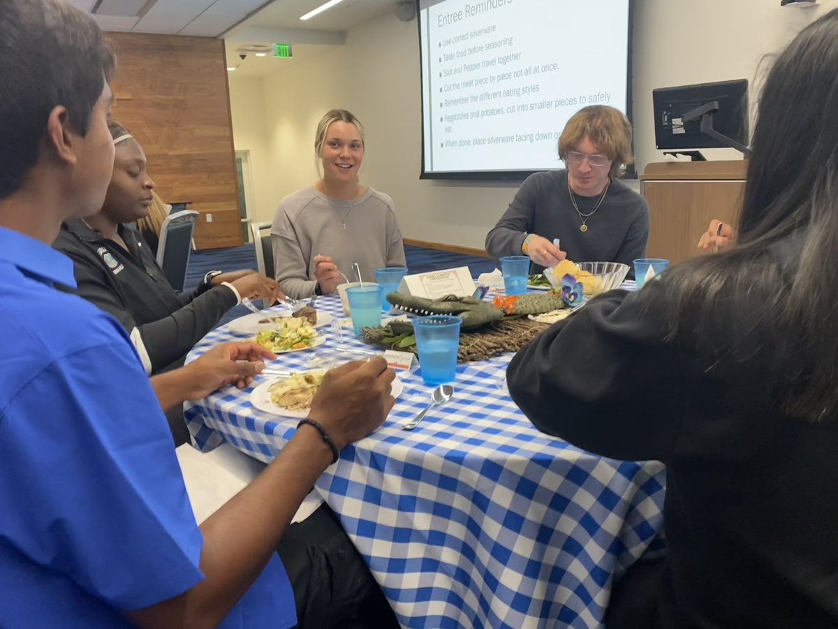 GatorsExp's tweet photo. Bringing a touch of class to the table, one etiquette rule at a time🍽️🧂#PreparedProfessional https://t.co/bvImkG2Mlx