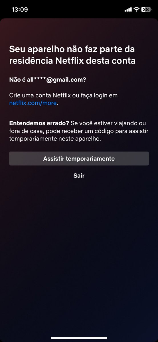 num3m's tweet photo. @NetflixBrasil que bosta de atualização vocês criaram, o que era pra facilitar o nosso dia a dia, agora não posso usar a minha conta pq não moro na mesma residência com a minha mãe. Mesmo a minha mãe pagando o plano mais caro para uso familiar. https://t.co/hdv2vqT2Ak