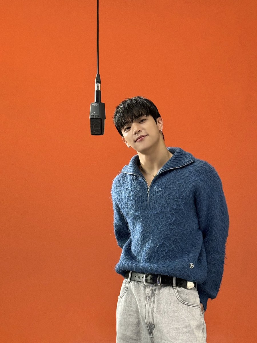 woooojinn's tweet photo. [#우진] 딩고🍊 https://t.co/u5po9AbRq4