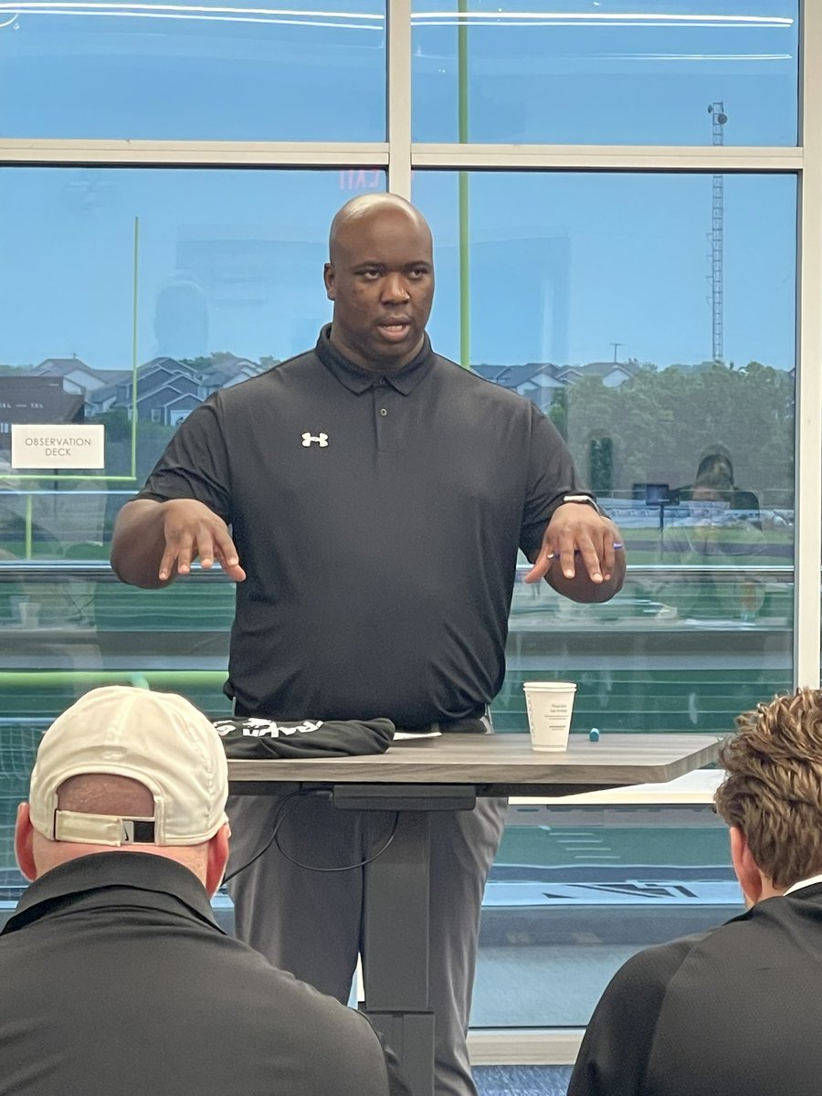 ForneyAthletics's tweet photo. We got our guy &amp; he’s already here building relationships with our HCs &amp; MS Coords! LETS GO, Coach Shavers! @NFHS_TrueNorth @NFHSrecruits @DrPattonNFHS @CoachShavers @RyanBartoszek @MsSosa12 @coach_marrero  @CoachGarnerNFHS @coachpatton40 @NorthForneyATs @CoachFalloure https://t.co/jMqhnCMoLf