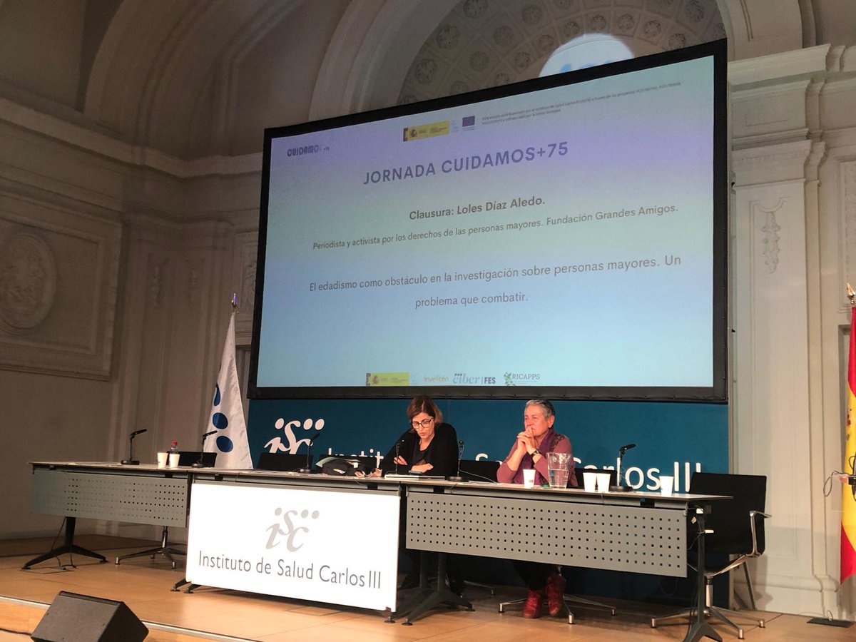 Investenisciii's tweet photo. 👩‍🦳"La edad es hoy la principal causa de exclusión social". 

Loles Díaz Aledo, presidenta de @GrandesAmigos__  clausura la Jornada de #cuidamosmas75 con una ponencia dedicada al edadismo en la #investigación con personas mayores, moderada por @maytemoren 

¡Gracias por venir!😌 https://t.co/fQQTB1KNhP