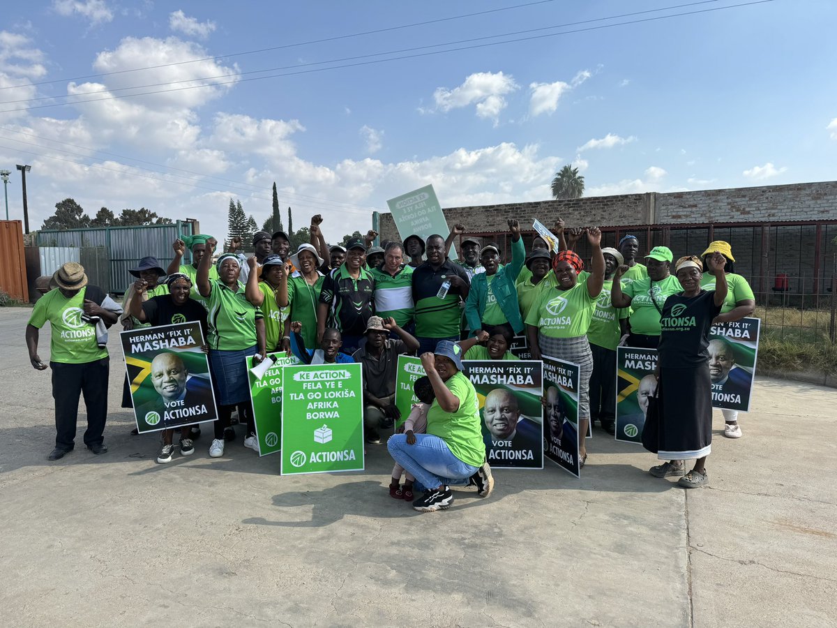 HermanMashaba's tweet photo. #ActionSA2024Project unfolding nicely in Limpopo. @VictorMothemela and I took advantage to visit our activists in Mankweng area. Very enthusiastic and dedicated South Africans committed to bringing change on 29 May in their province. https://t.co/ybFqIJI5z0