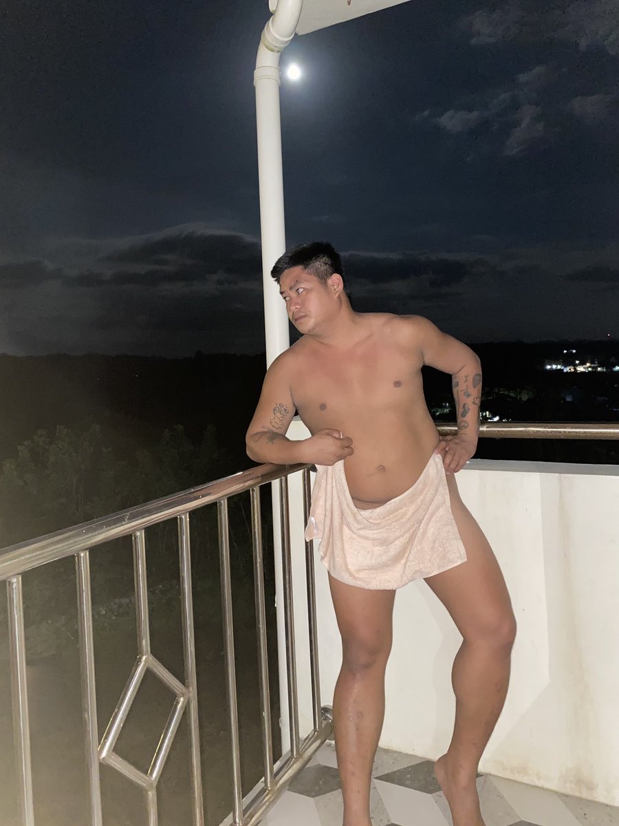 ceddie_r's tweet photo. Ang init sa pinas 🥵🥵🥵 https://t.co/e00wWB9RRl
