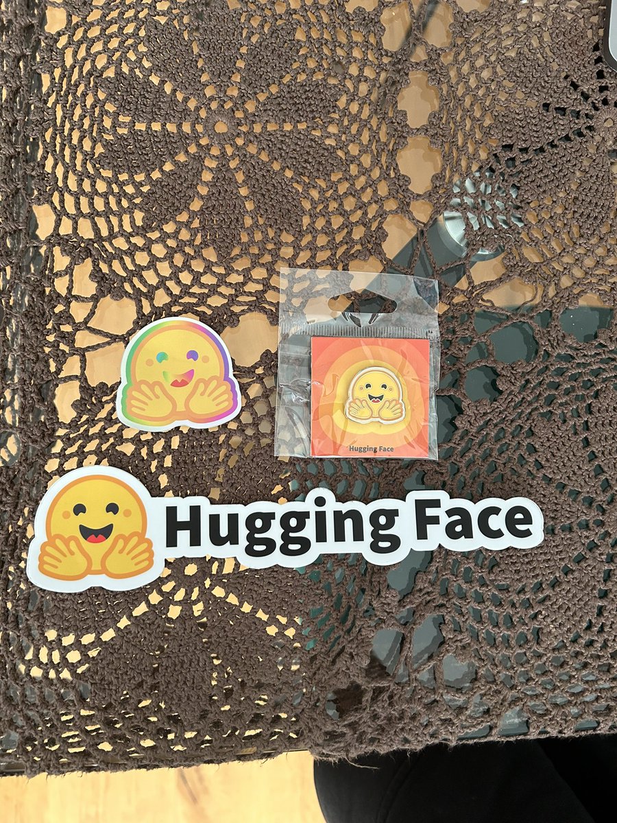 Got my @huggingface merch for helping out in the upcoming community computer vision HF course. Thanks @mervenoyann and @johko990 for organising the course 🤗.
#huggingface #gpupoor