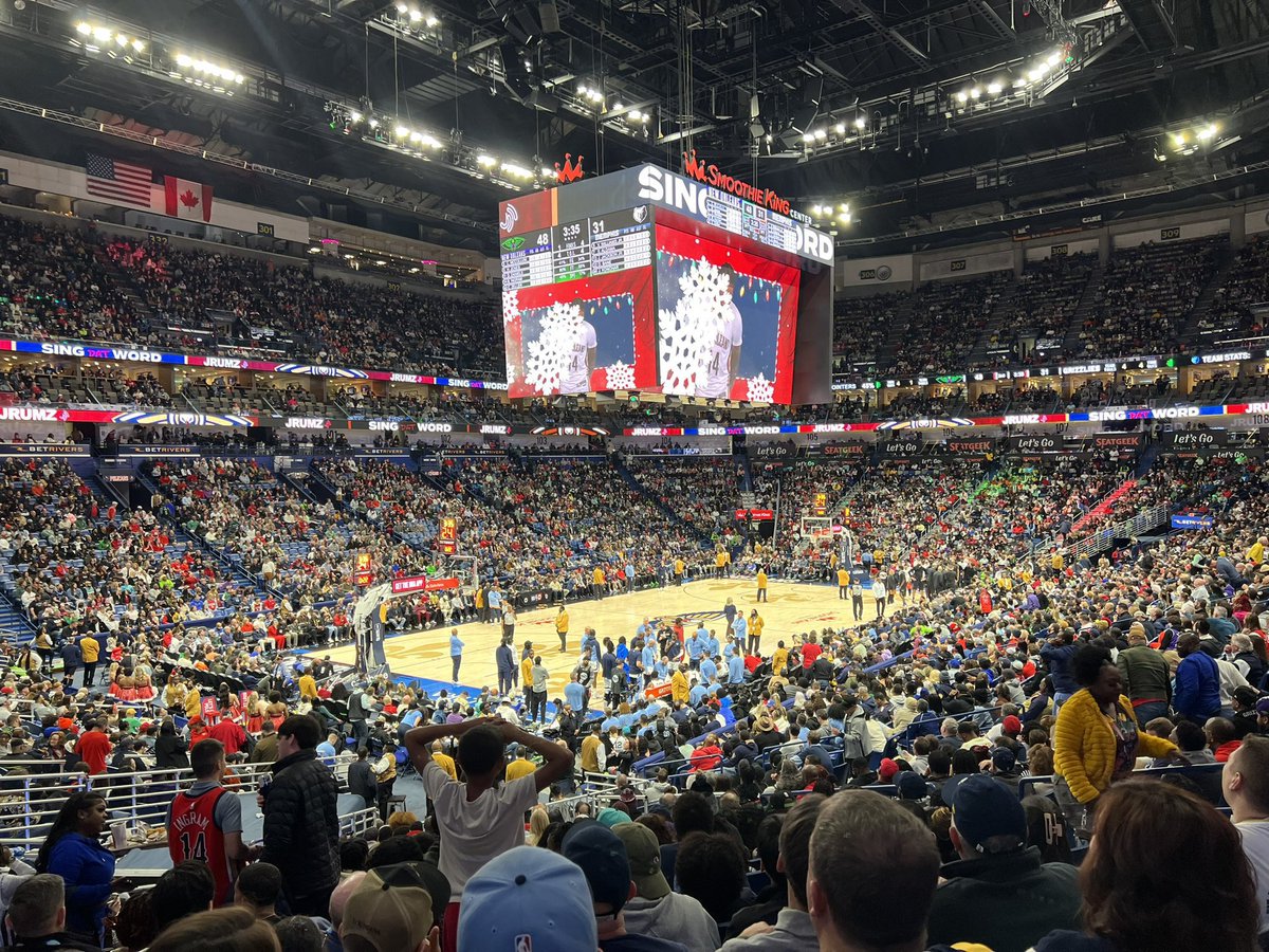 beinthekneaux's tweet photo. 🚨#PELS LOWER LEVEL PLAYOFF TICKETS GIVEAWAY🚨
Prize: #Pelicans  vs #Thunder Game 3, 2 Lower Level Tickets, 4/27 @ 2:30PM

Entry:
-Retweet
-Follow @beinthekneaux &amp; @retro_pels 
-Bonus: Tag a friend
-DOUBLE BONUS: Follow us &amp; Retro on IG (post proof, links 👇)
Drawing: Friday 7PM. https://t.co/GdRlKgLOMU