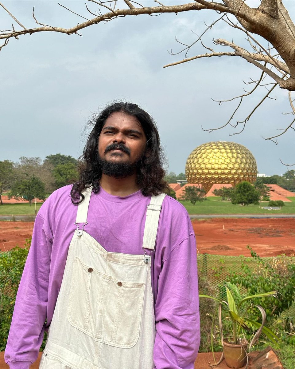 Discover the tranquil beauty of Matrimandir, Pondicherry's golden globe.🌟Your retreat is just a short ride away from Hotel Auro Maison! 🏨 

#auroville #aurovillediaries #themother #peacewithin #pondicherry #pondicherrytourism #puducherrytourism #auromaison #hotelauromaison