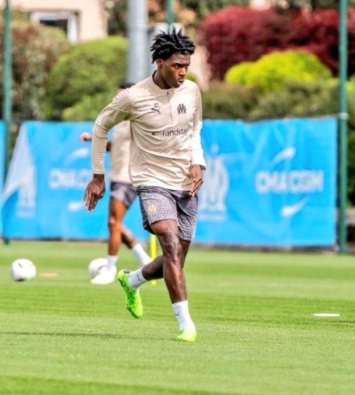 Gp_013's tweet photo. 🔹Première apparition dans le groupe pro pour Darryl Bakola 🇨🇵 [2007] 

#TeamOM 🔵⚪ #OMOG https://t.co/BTWDO7gT2O