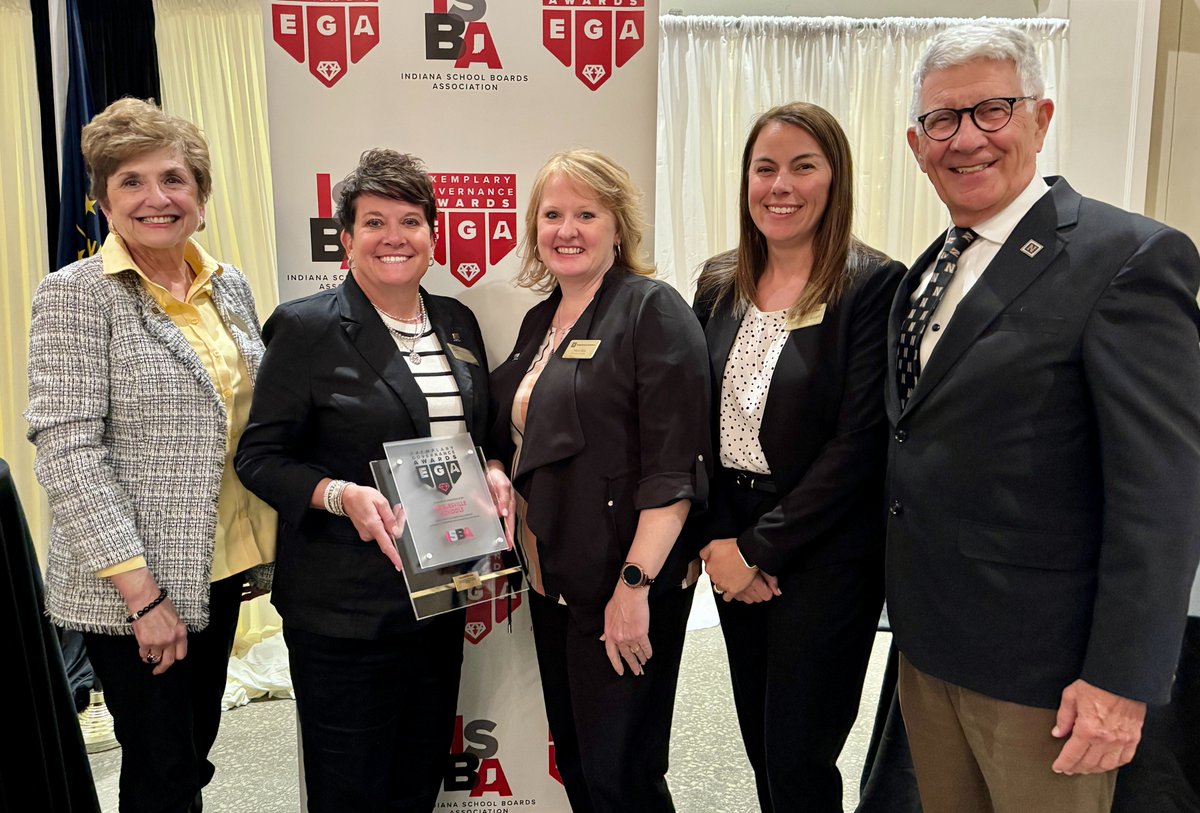 Our school board has been recognized by @isbanews with Advanced Level Exemplary Governance award. Board members were also all recognized individually for ongoing professional development and commitment to excellence in public service 👏