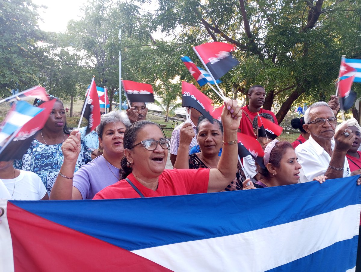 Otorga la #CTC la Condición de Vanguardia Nacional por cuarta vez consecutiva, al Laboratorio Farmacéutico Oriente. Es un  reconocimiento merecido para nuestros trabajadores que trabajan comprometidos con la salud del pueblo.<a href="/BeatrizJUrrutia/">Beatriz Johnson Urrutia</a> <a href="/DiazCanelB/">Miguel Díaz-Canel Bermúdez</a> #SantiagoDeCuba